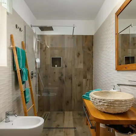 Stella Polaris Stuti