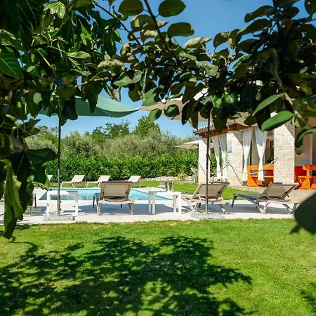 Stella Polaris Stuti