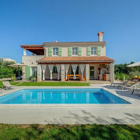 Stella Polaris Villa *