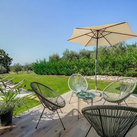 Stella Polaris Villa Stuti