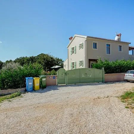 Stella Polaris Villa