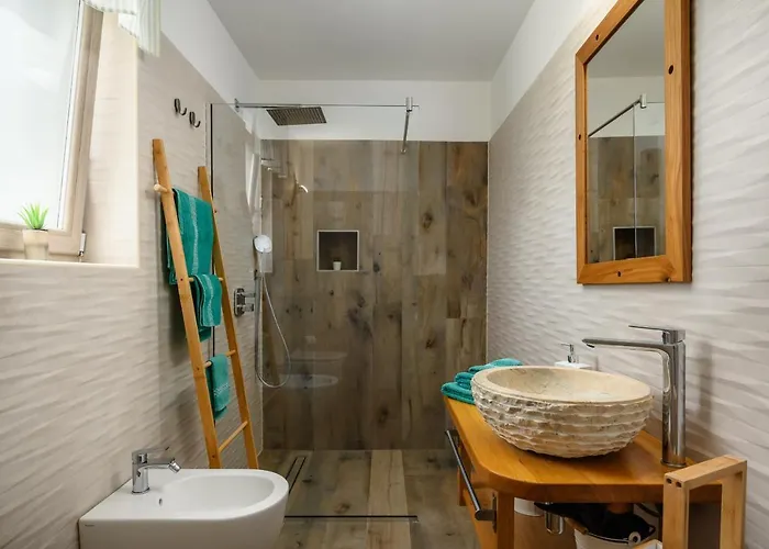 Stella Polaris Stuti